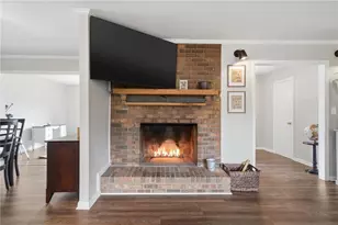 201 Dillard Dr NE, Kennesaw, GA 30144 - Photo 37