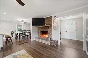 201 Dillard Dr NE, Kennesaw, GA 30144 - Photo 39