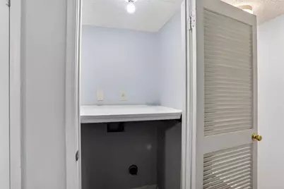 53 Monet Court NW, Atlanta, GA 30327 - Photo 15