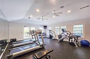 1003 Summit N Dr NE, Atlanta, GA 30324 - Photo 23