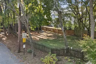 1720 Marvin St NW, Atlanta, GA 30318 - Photo 19