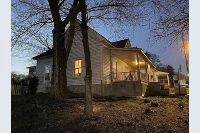 1013 Avenue D NW, Rome, GA 30165 - Photo 1