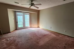 7847 Sugarland Dr, Jonesboro, GA 30236 - Photo 27