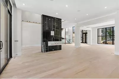 124 Woodlawn Drive NE, Marietta, GA 30067 - Photo 9