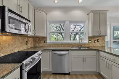 4271 Glenlake Drive NW, Kennesaw, GA 30144 - Photo 15