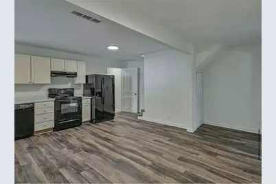 24 E Main Street, Gainesville, GA 30501 - Photo 9