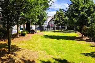 301 Hayden Cir, Woodstock, GA 30189 - Photo 17