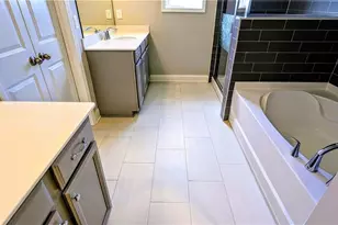 301 Hayden Cir, Woodstock, GA 30189 - Photo 9