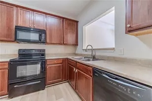 1212 Mistyhaynes Way, Grayson, GA 30017 - Photo 11