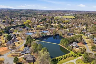 8010 Wakehurst Pl, Cumming, GA 30040 - Photo 63