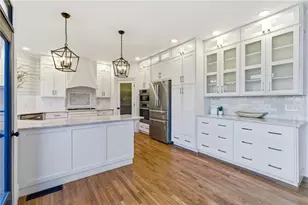 8010 Wakehurst Pl, Cumming, GA 30040 - Photo 17