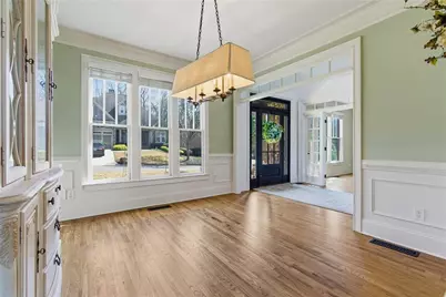 8010 Wakehurst Place, Cumming, GA 30040 - Photo 9