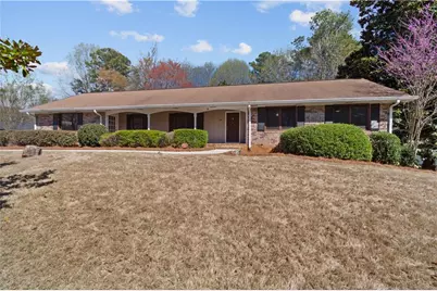 1055 Hunterhill Drive, Roswell, GA 30075 - Photo 5