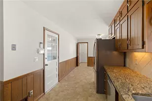 1055 Hunterhill Dr, Roswell, GA 30075 - Photo 21