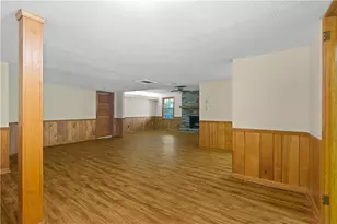 1055 Hunterhill Dr, Roswell, GA 30075 - Photo 57