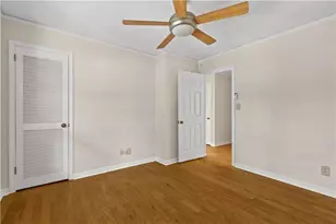 1055 Hunterhill Dr, Roswell, GA 30075 - Photo 45