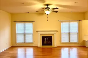 981 Brownstone Ln, Marietta, GA 30008 - Photo 5