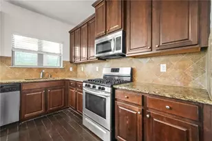 3777 Shady Maple Dr, Lithonia, GA 30038 - Photo 13