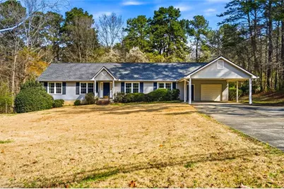 808 Chestnut Hill Road SW, Marietta, GA 30064 - Photo 1