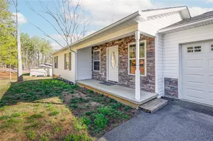 3642 Williams Bridge Rd, Toccoa, GA 30577 - Photo 5