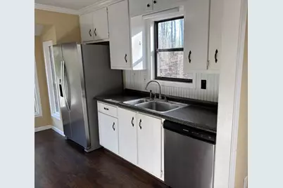 136 Creekview Drive, Woodstock, GA 30188 - Photo 3