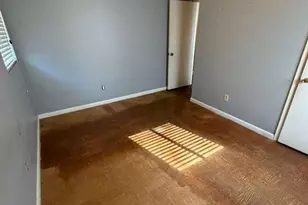 514 Clara Dr, Riverdale, GA 30274 - Photo 5