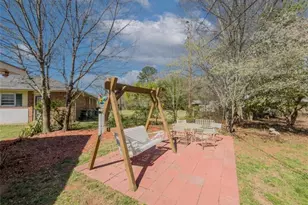 324 E Broad Street E, Winder, GA 30680 - Photo 23
