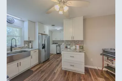 324 E Broad Street E, Winder, GA 30680 - Photo 13