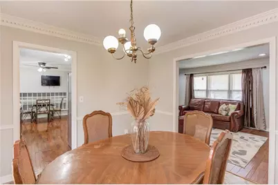 564 Allana Court, Stone Mountain, GA 30087 - Photo 9