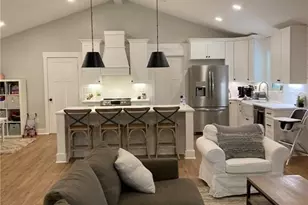 920 Jones Rd, Roswell, GA 30075 - Photo 3