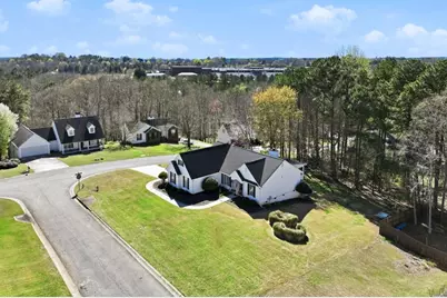 5551 Chestnut Creek Lane, Flowery Branch, GA 30542 - Photo 7