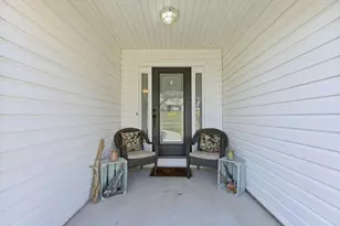 5551 Chestnut Creek Ln, Flowery Branch, GA 30542 - Photo 19