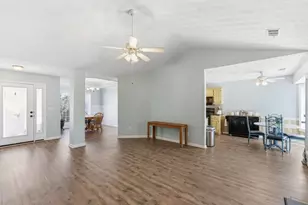 5551 Chestnut Creek Ln, Flowery Branch, GA 30542 - Photo 25