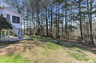 5551 Chestnut Creek Ln, Flowery Branch, GA 30542 - Photo 17