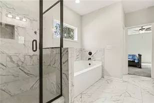 100 Dove Crk Ct, Lagrange, GA 30241 - Photo 15