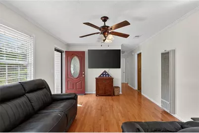 317 Garden Avenue SE, Lindale, GA 30147 - Photo 5