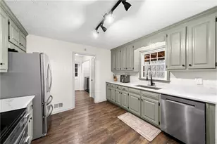 3075 Heather Stone Way, Lawrenceville, GA 30043 - Photo 9