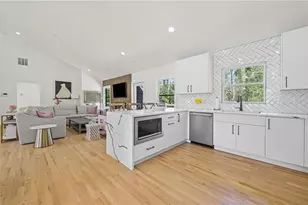 5905 Greenbrier Rd, Atlanta, GA 30328 - Photo 11