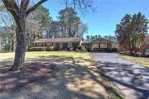 115 Cherokee Cir SE, Cartersville, GA 30120 - Photo 3
