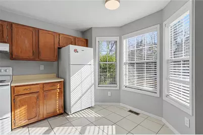 5200 Laurel Bridge Drive SE, Smyrna, GA 30082 - Photo 7