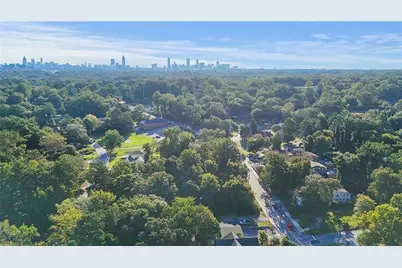 2047 Joseph E Boone Boulevard NW, Atlanta, GA 30314 - Photo 3