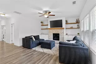 163 Crest Brooke Dr, Canton, GA 30115 - Photo 3