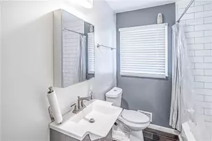 2456 Harwood Dr, Atlanta, GA 30344 - Photo 9