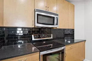 400 W Peachtree St NW, Atlanta, GA 30308 - Photo 13