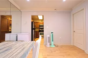 2479 Peachtree Rd NE, Atlanta, GA 30305 - Photo 9