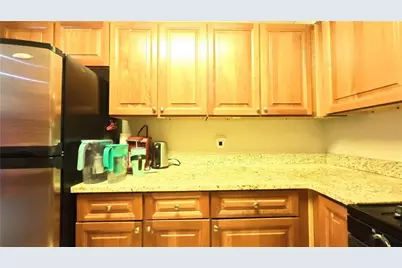 2479 Peachtree Road NE #1306, Atlanta, GA 30305 - Photo 13