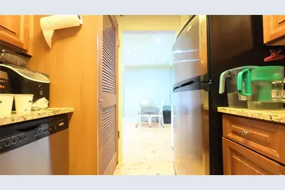 2479 Peachtree Road NE #1306, Atlanta, GA 30305 - Photo 15