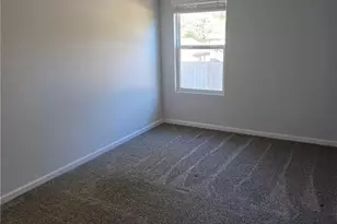 100 Village Green Dr, Adairsville, GA 30103 - Photo 5