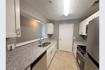 13104 Fairington Ridge, Lithonia, GA 30038 - Photo 3