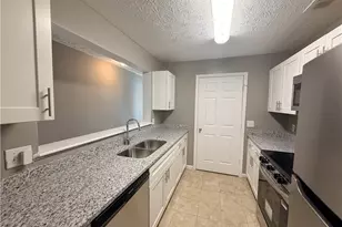 13104 Fairington Ridge, Lithonia, GA 30038 - Photo 3